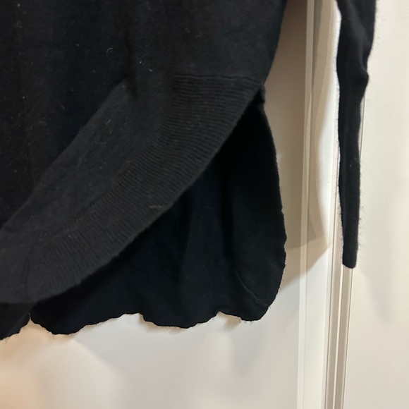 J Crew Black Knit Tunic with Petal Slits - size S - Picture 2 of 4